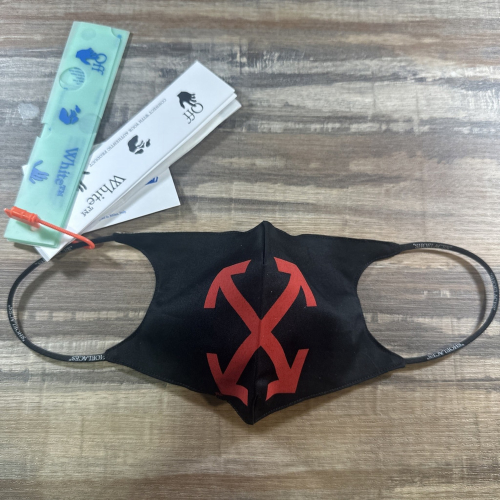 Off White Simple Mask Black Red Size Small New with Tags